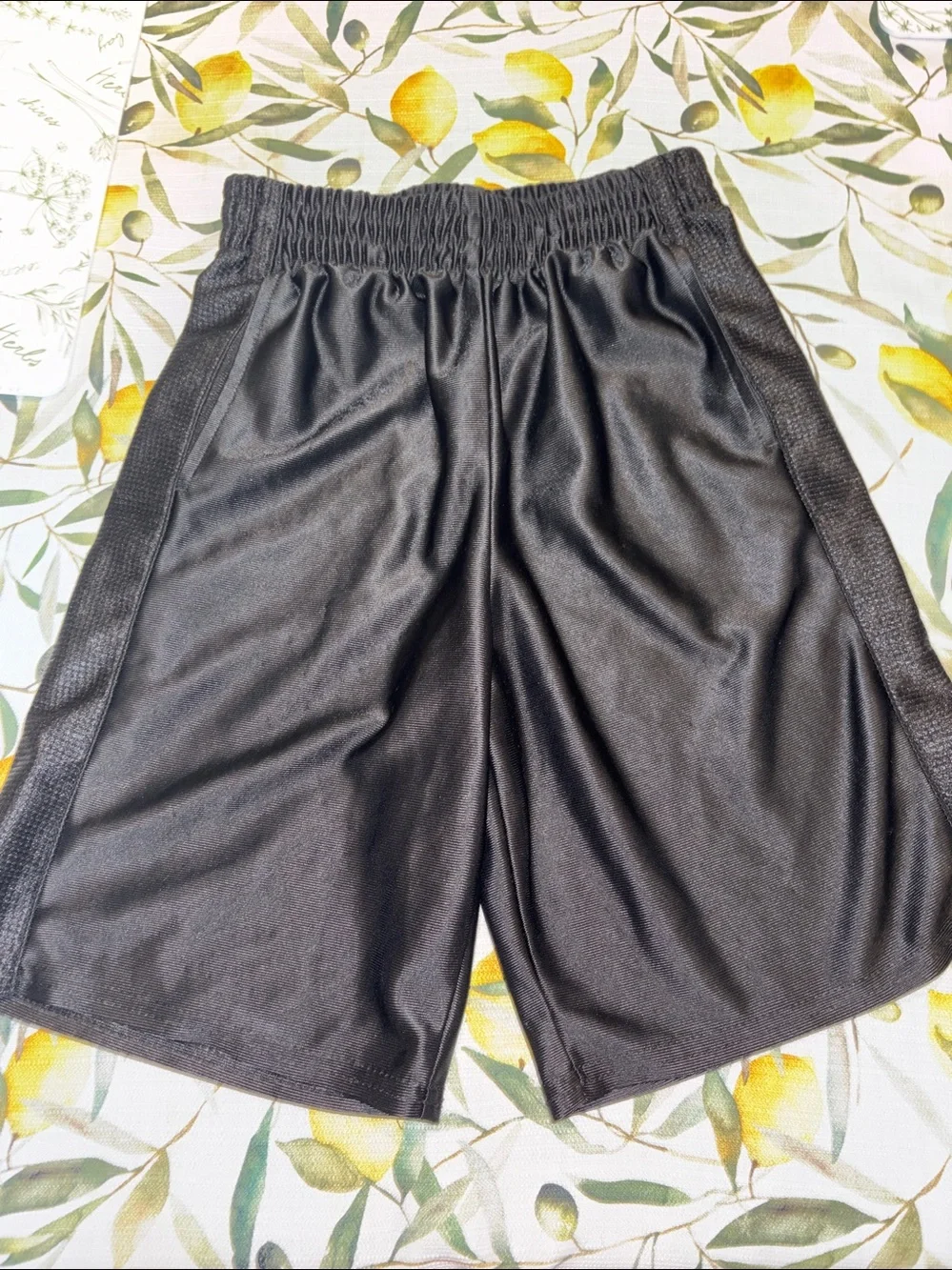 Youth Boys 8pc Activewear Lot - Nike Puma Under Armour Old Navy sz 6-8